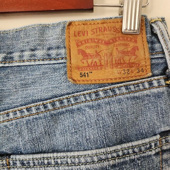 Levi 541 W32 L34 Men's Blue Jeans 100% Cotton Medium Wash Denim Pants - Picture 3 of 11
